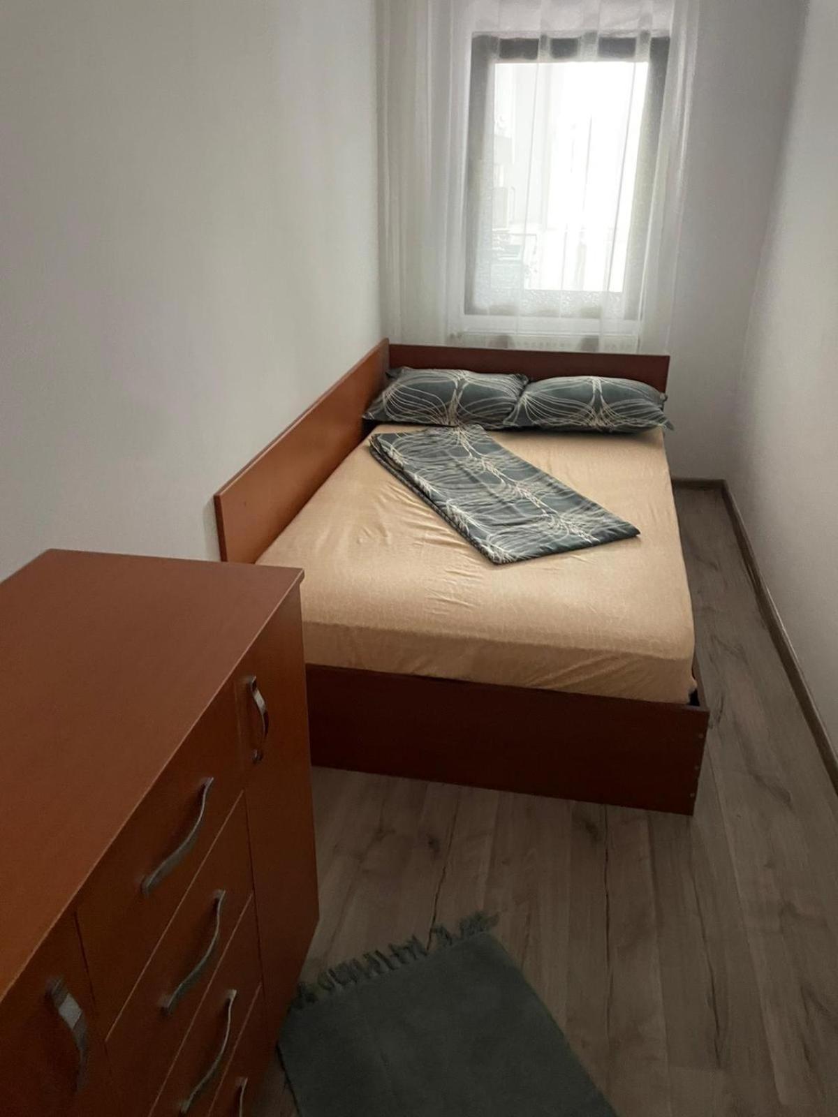 Propriete Ten - Close To University, Hospital And Downtown Iasi Esterno foto